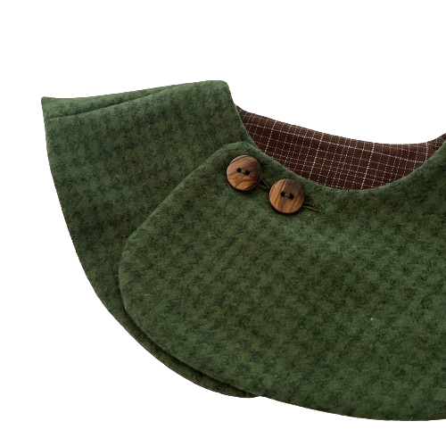 "Lupo" scarf, Pine tree