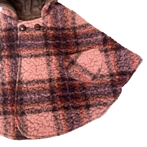 "N" poncho, Rosa Q