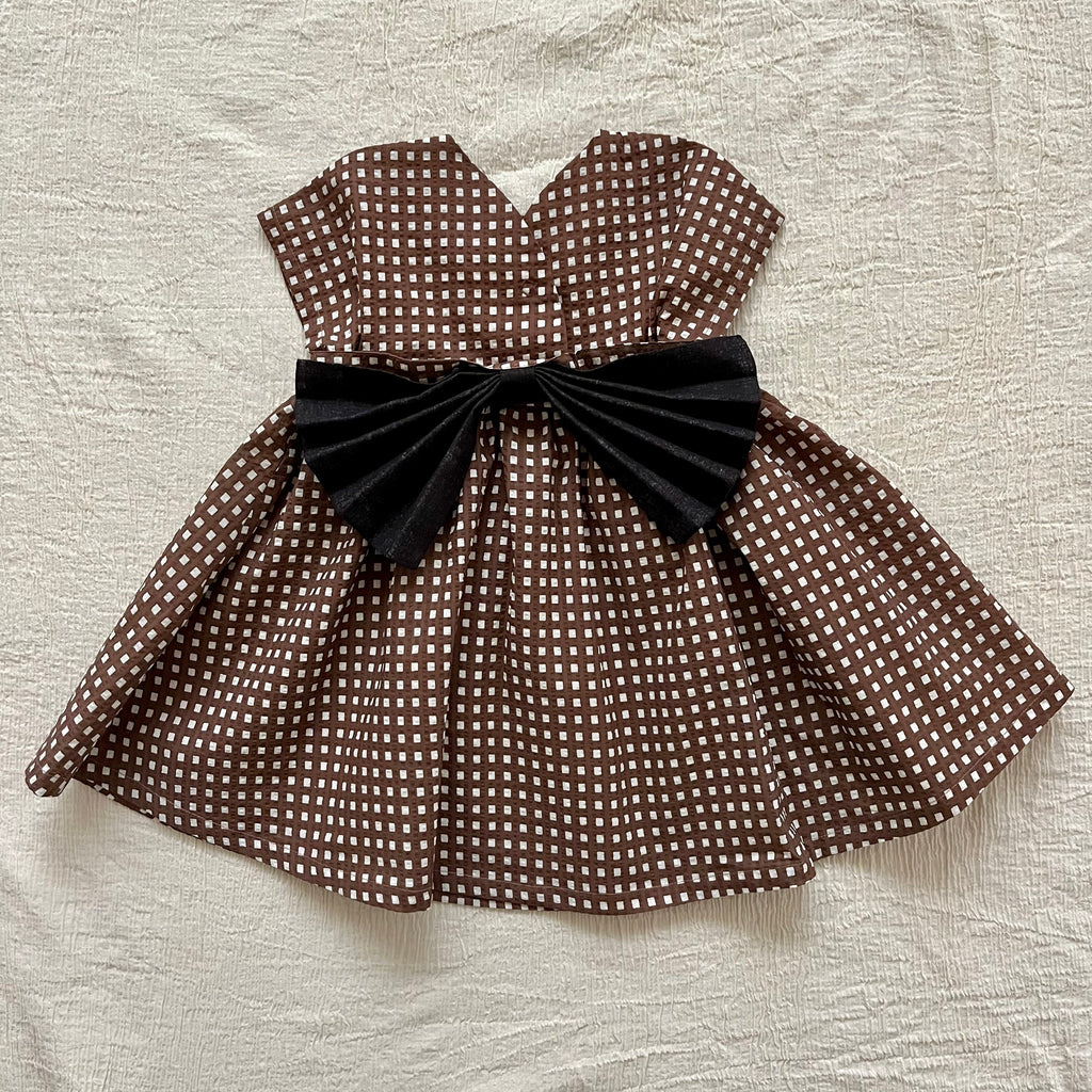 children dress chocolate checked